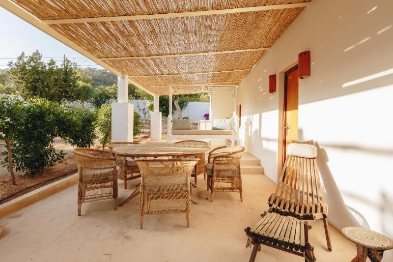 Petunia Ibiza, A Beaumier Cala Vadella (Ibiza)
