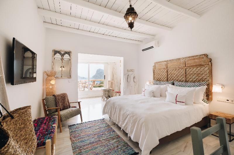 Petunia Ibiza, A Beaumier Hotel Cala Vadella (Ibiza)