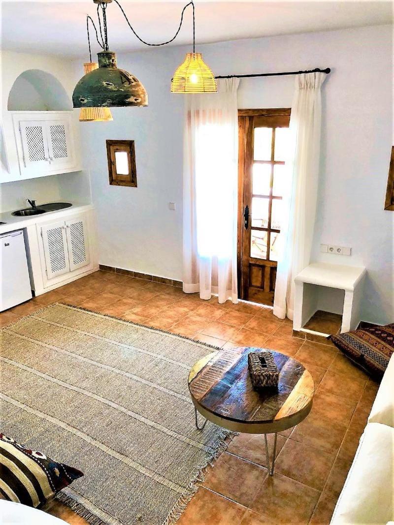 Petunia Ibiza, A Beaumier 5* Cala Vadella (Ibiza)